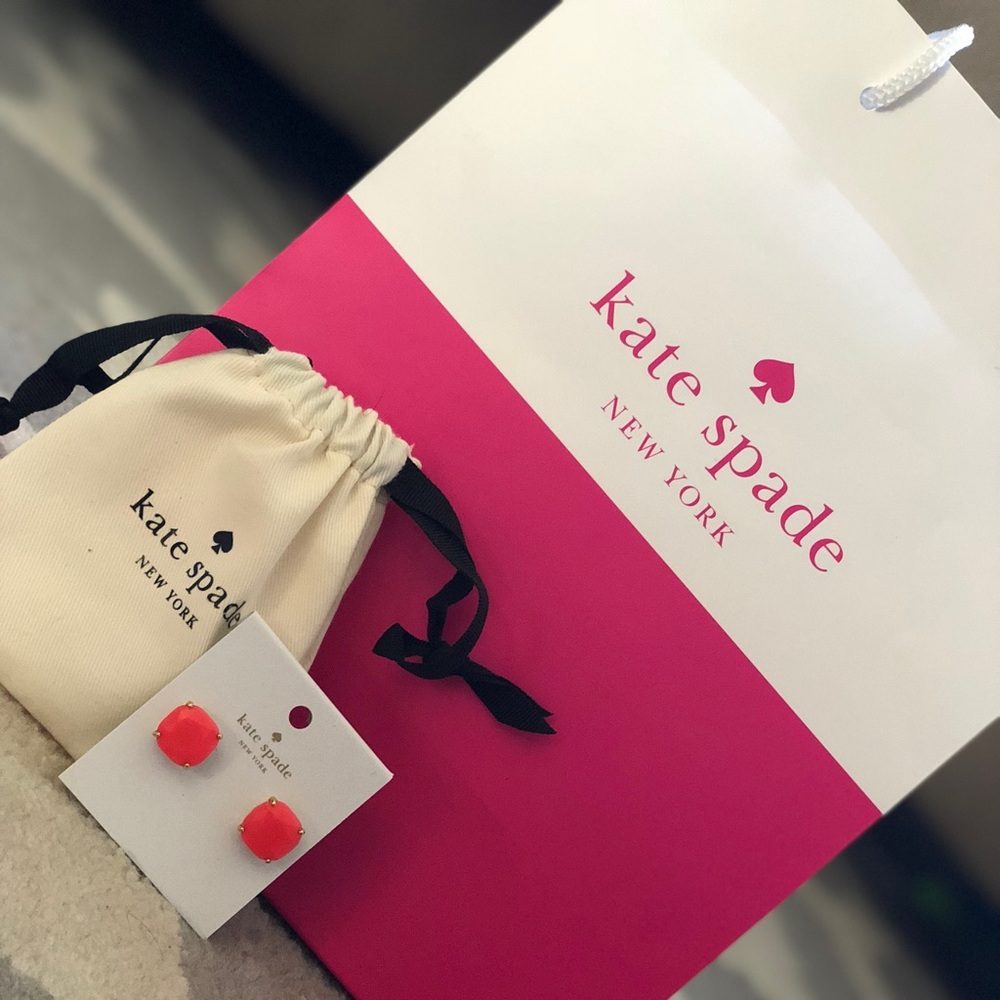 Kate Spade earrings ♠️